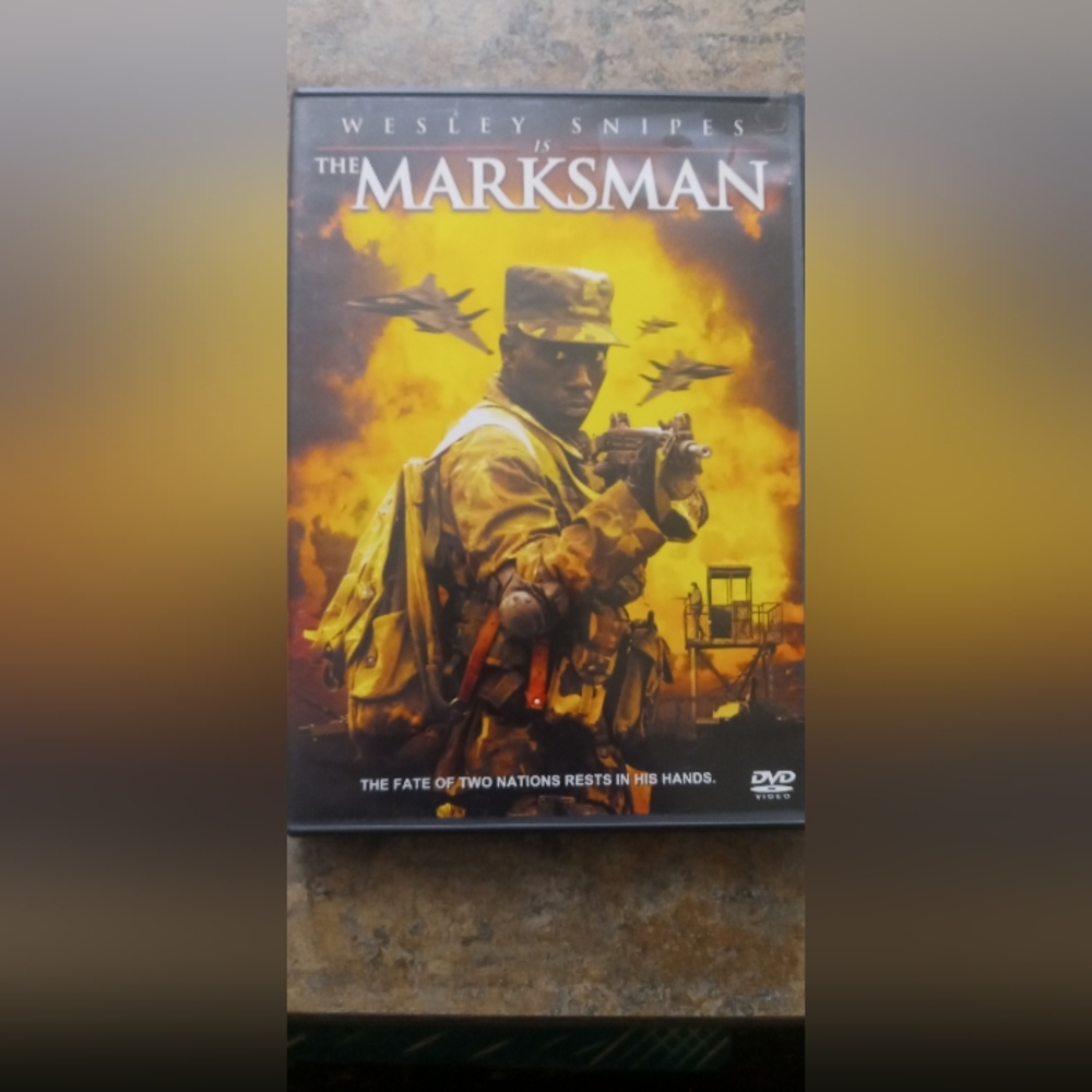 The Marksman DVD - Wesley Snipes - Yellow Cover